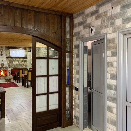 Guest House Iljesa Μπεράτ Εξωτερικό φωτογραφία