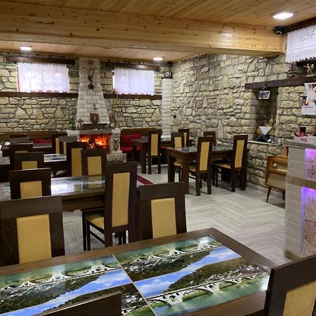 Guest House Iljesa Μπεράτ Εξωτερικό φωτογραφία