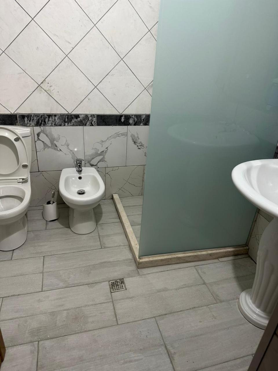 Guest House Iljesa Μπεράτ Δωμάτιο φωτογραφία