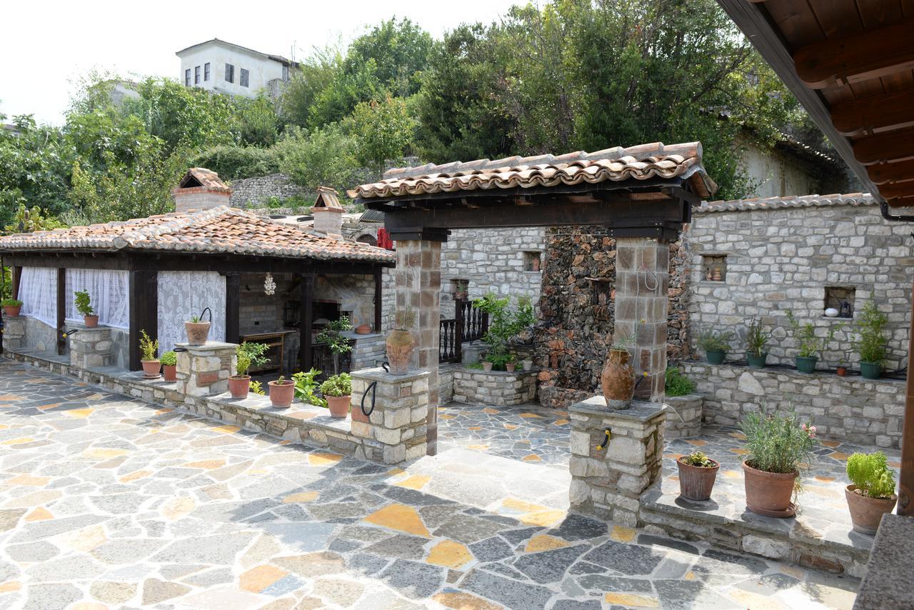 Guest House Iljesa Μπεράτ Εξωτερικό φωτογραφία