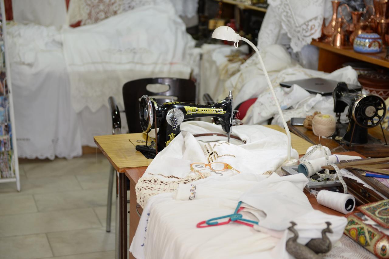 Guest House Iljesa Μπεράτ Εξωτερικό φωτογραφία
