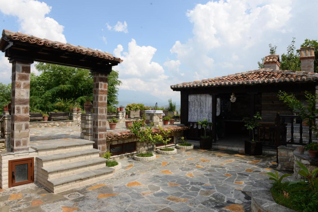 Guest House Iljesa Μπεράτ Εξωτερικό φωτογραφία