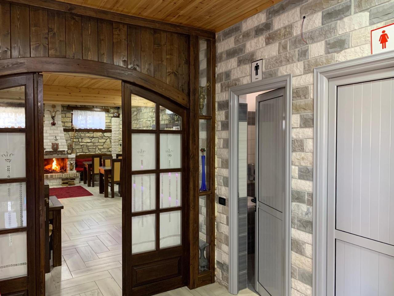 Guest House Iljesa Μπεράτ Εξωτερικό φωτογραφία