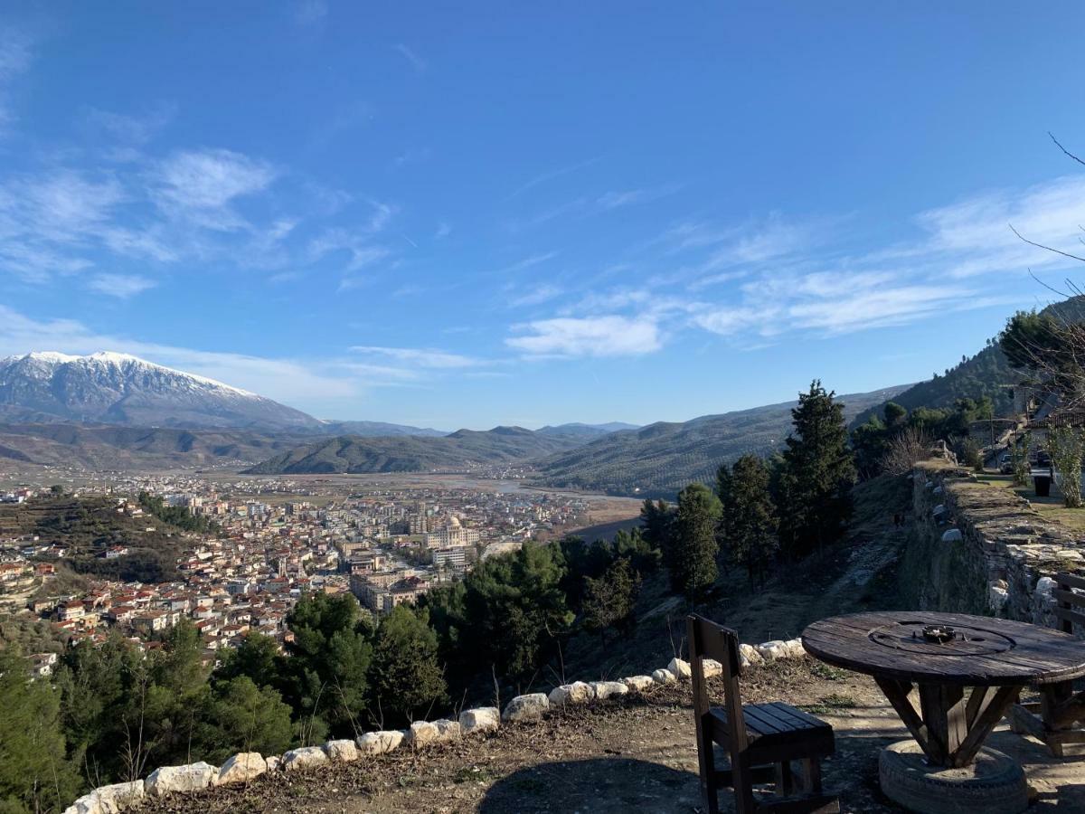 Guest House Iljesa Μπεράτ Εξωτερικό φωτογραφία